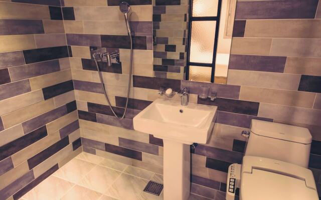 CK Hotel