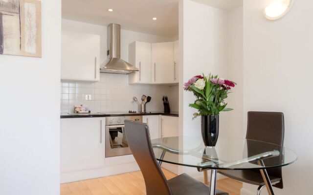 Roomspace Serviced Apartments - Groveland Court