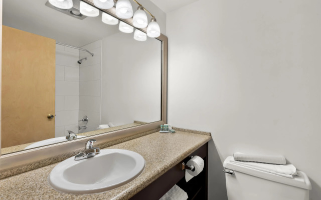 Best Western Chieftain Inn