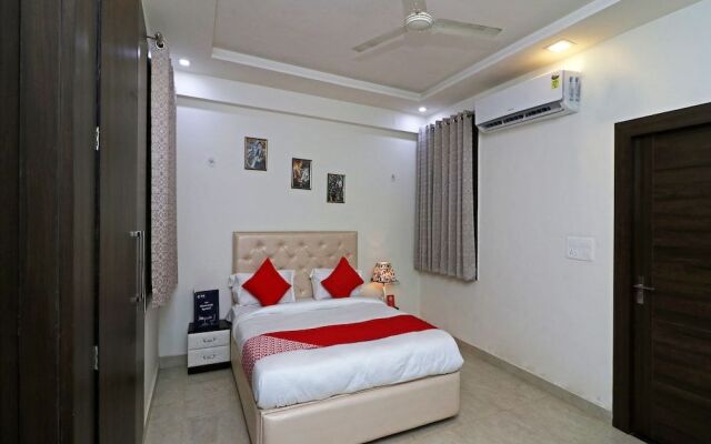 OYO 23221 Amigos Suites
