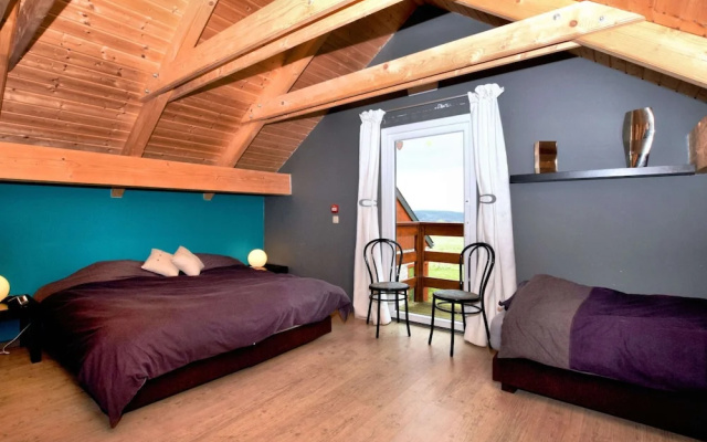 Villa With Heated Outdoor Pool and Sauna