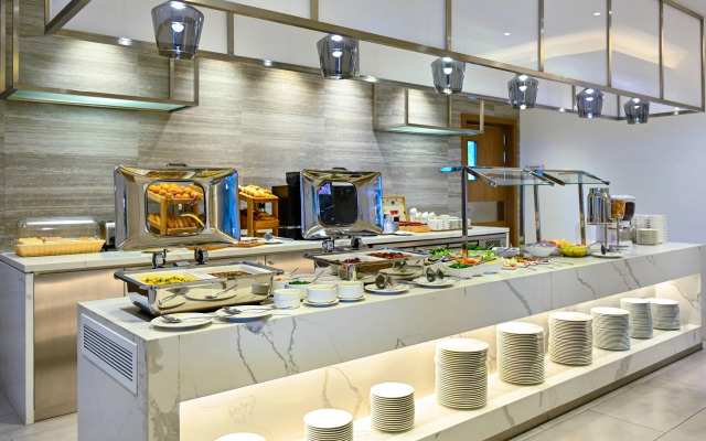 Comfort Hotel Jeddah King Road