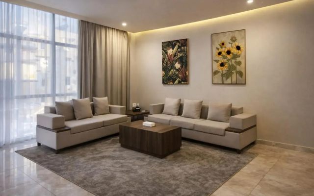 Eliana Hotel