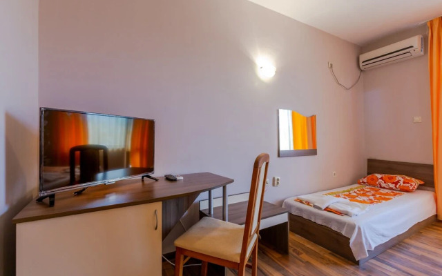 Double Room in Dafinka Guest House