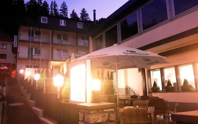 Louis Hotels