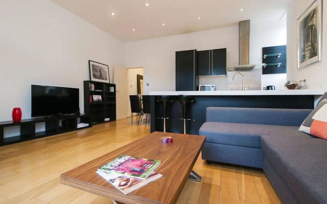 Fg Apartments - The Chelsea Residence