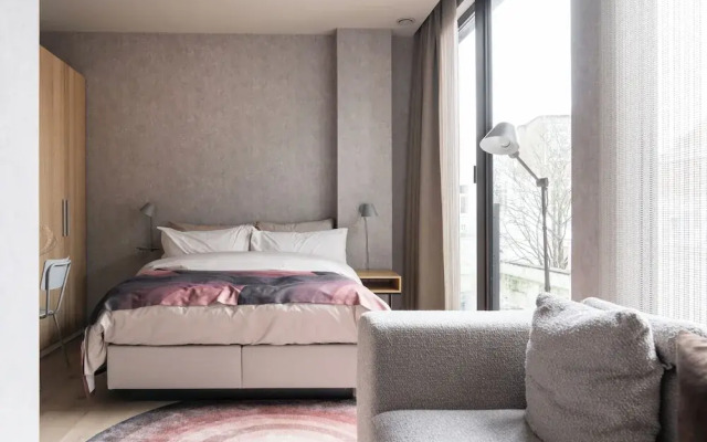 348 Suites Buitenhof Short Stay