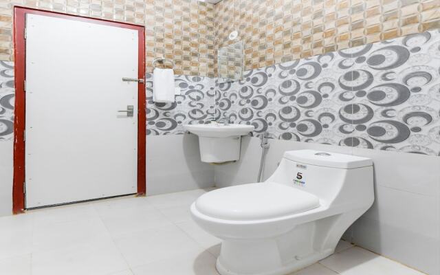 Amare Highway Residency by OYO Rooms