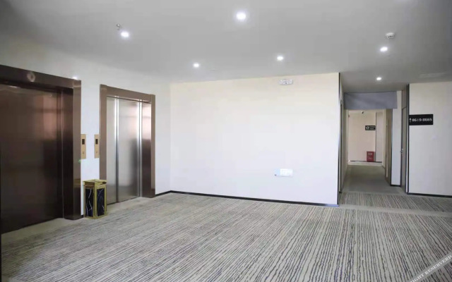 GreenTree Business Hotel (Liyang Zhongguancun Chuangzhi Park)