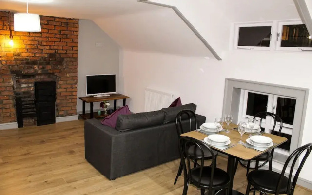 Modern Duplex Apartment Nr Liverpool ONE