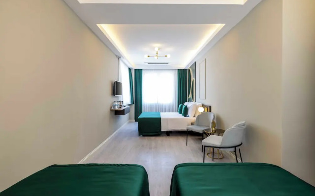 Sistina Old City Hotel