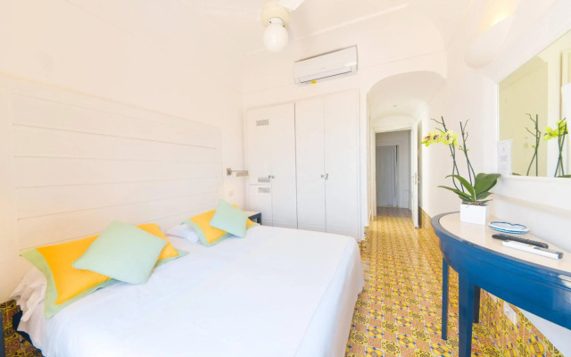 Johanna Park Hotel