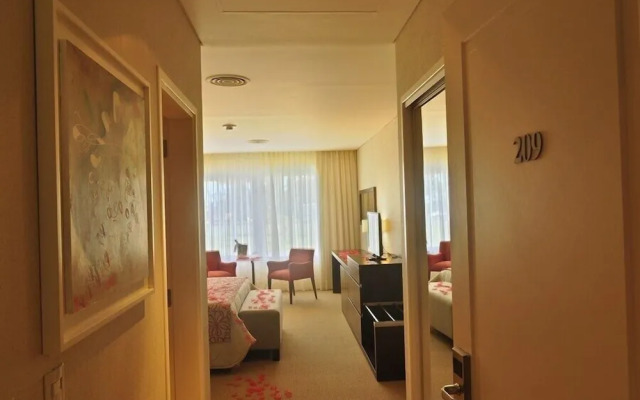 Howard Johnson By Wyndham Piedras Moras