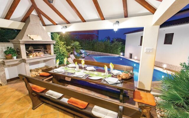 Stunning Home in Rijeka With Wifi and 2 Bedrooms