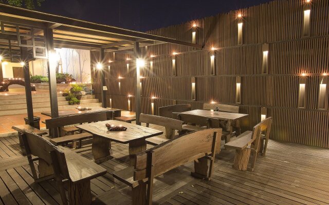 Bannsuanmaeklong Resort