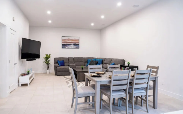 Camozzi Chalet Suite by Revelstoke Vacations