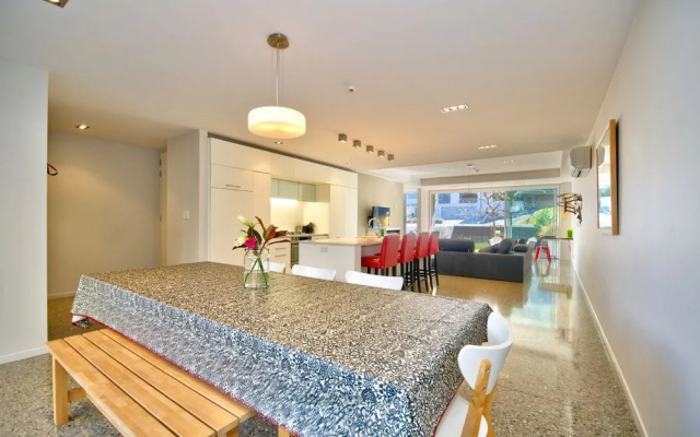 Element Escapes Luxury Apartments