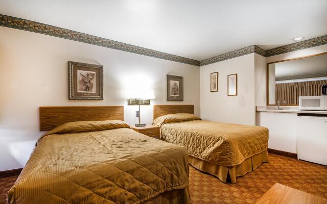 Rodeway Inn & Suites Madison East