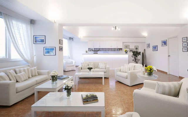 Milos Villas