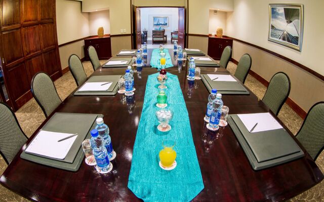 Courtyard Hotel Gqeberha