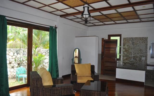 Dolarog Beach Resort