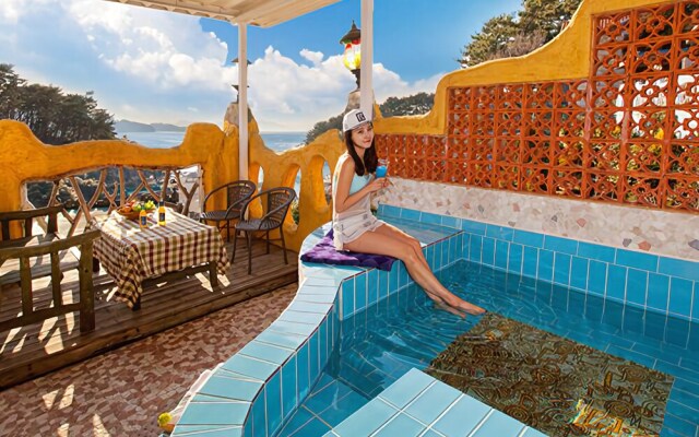 Tongyong Shayri Pension