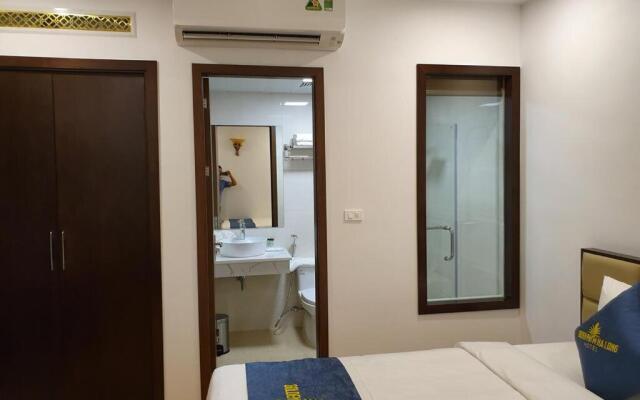 Golden Palm HaLong Hotel