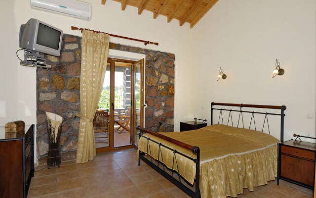 Michaela Beach Houses