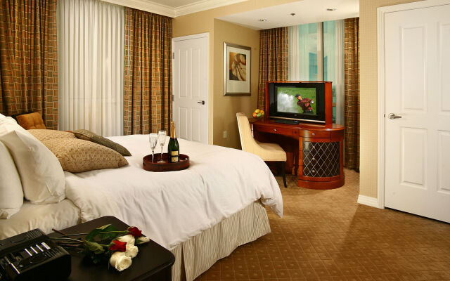 Luxury Suites International At The Signature