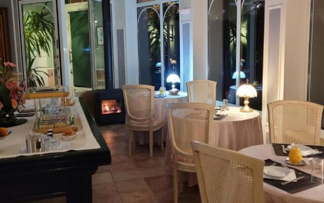 Hôtel Côté Jardin
