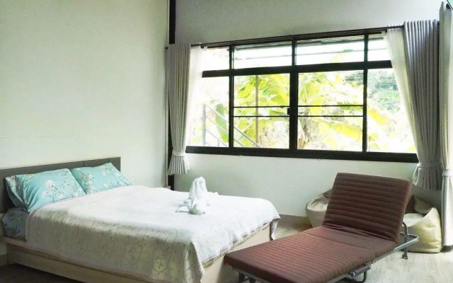Baan Rai Klai Weang Homestay