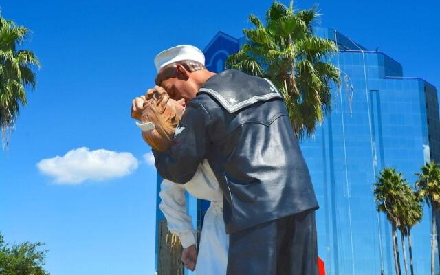 Midnight Cove II Bldg 7: Top Floor With Views