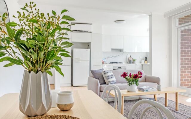 Roomerang at Hawdon St 8