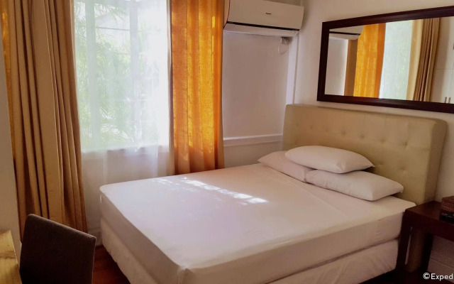 Makati Riverside Inn