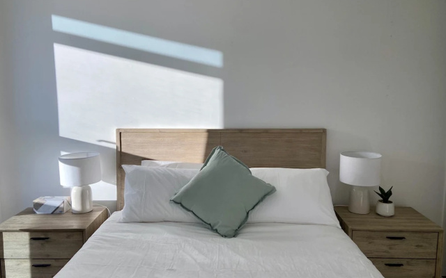 Skygarden Luxury Condo