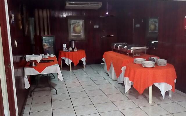 Hotel Montserrat