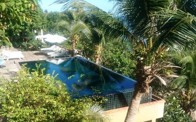 Blue Hill Resort