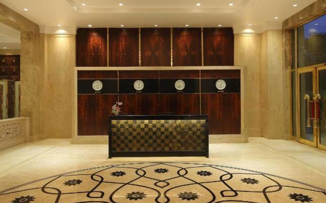 Sheraton Grand Pune Bund Garden Hotel