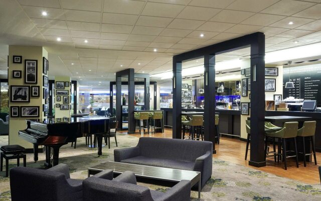 Novotel London West