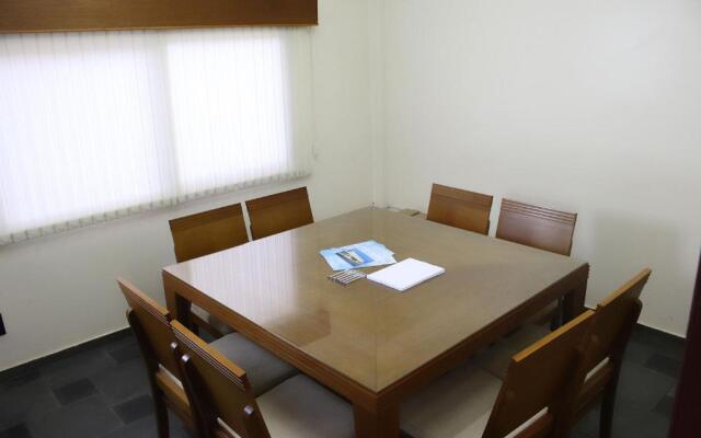 Arq Inn Hotel