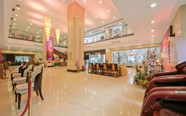 Oriental Landscape Holiday