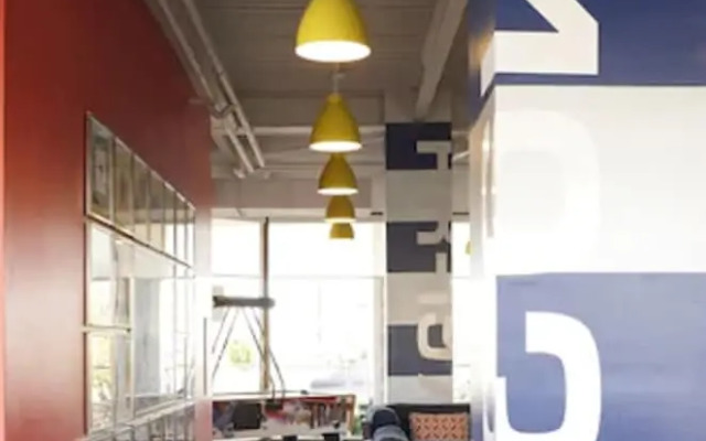 Port Royal Oceanfront Hotel