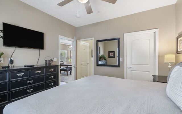 Relaxing at the Majestic