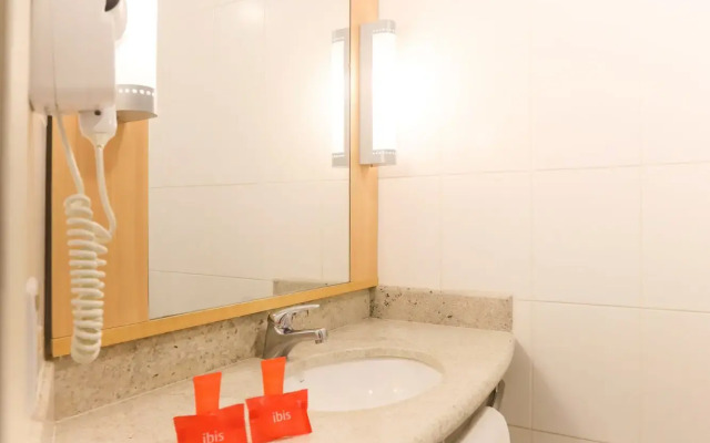ibis Montes Claros Shopping