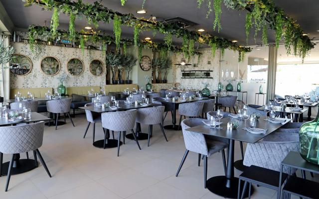 Varandas do Castelo by Garvetur