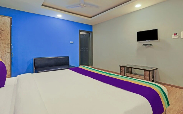 Treebo Tryst Grand Majesty