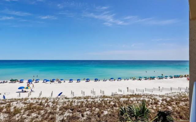 Holiday Surf & Racquet 402 2 Bedroom Condo by RedAwning