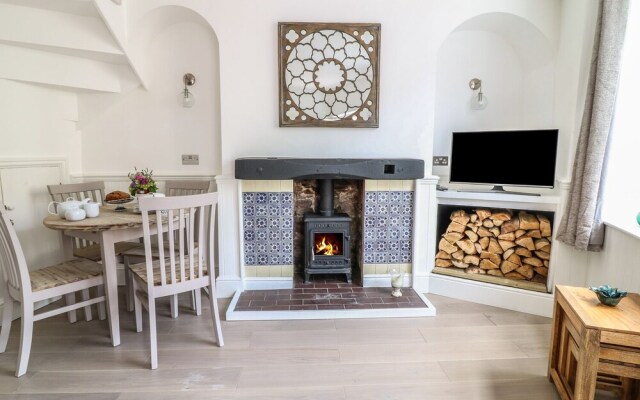 Sunny Cottage