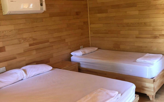 Lemon Garden Lodge
