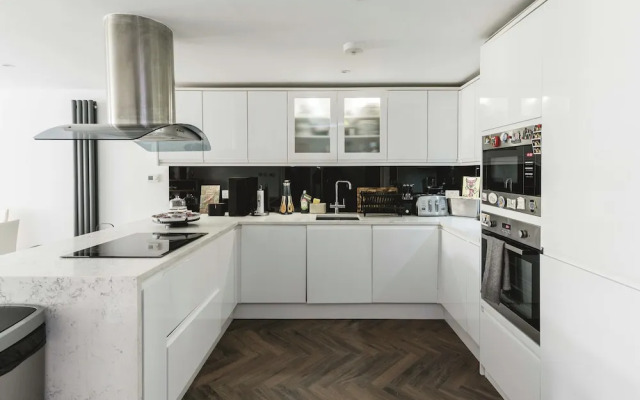 ;Stunning 2BD Apartment in Maida Vale